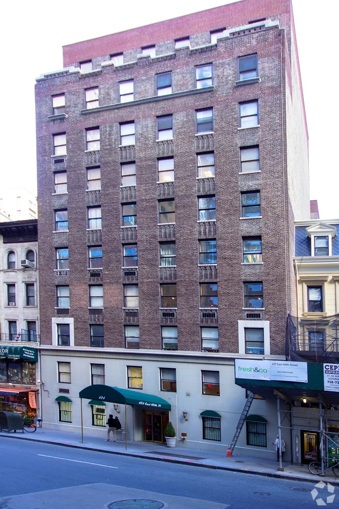 121 East 60th Street