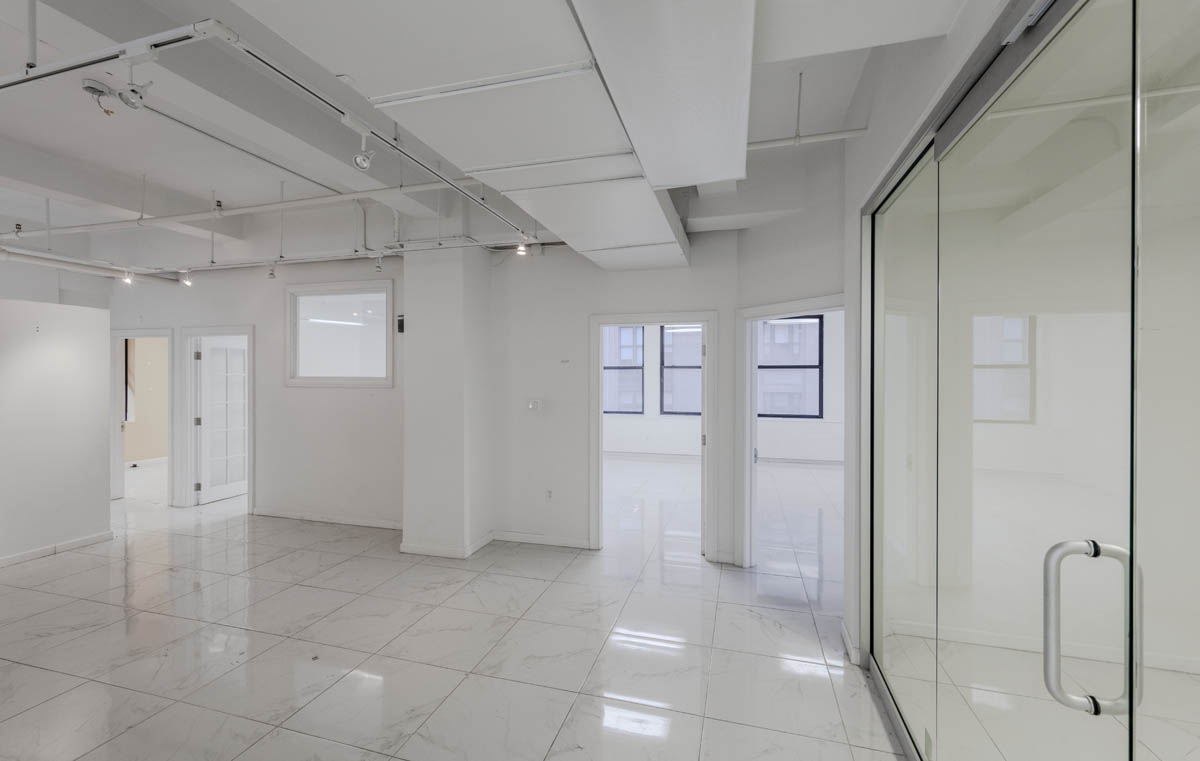 32-W-39th-Street-3183.jpg