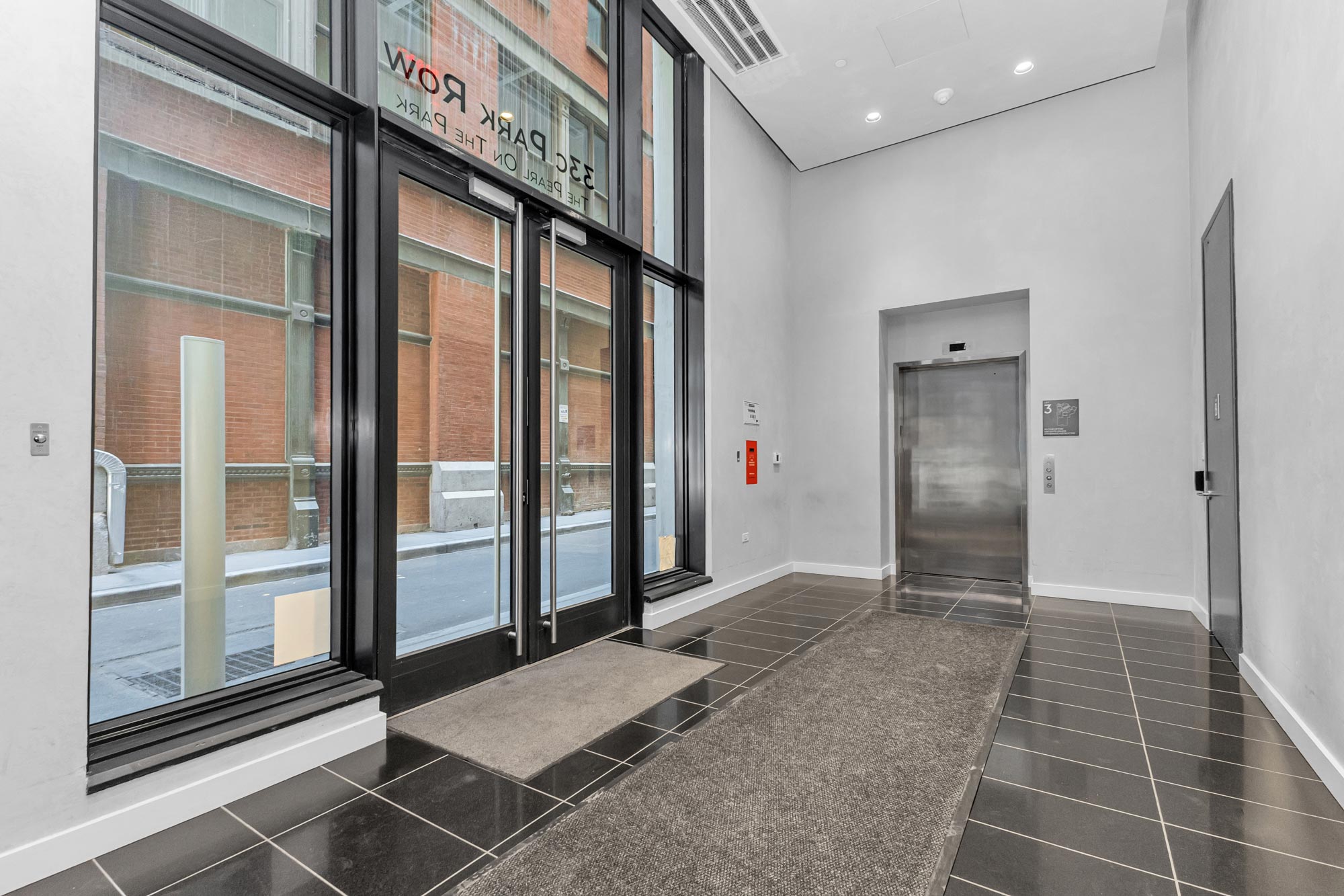 33ParkRow_GroundFloor_PrivateEntrance_49.jpg