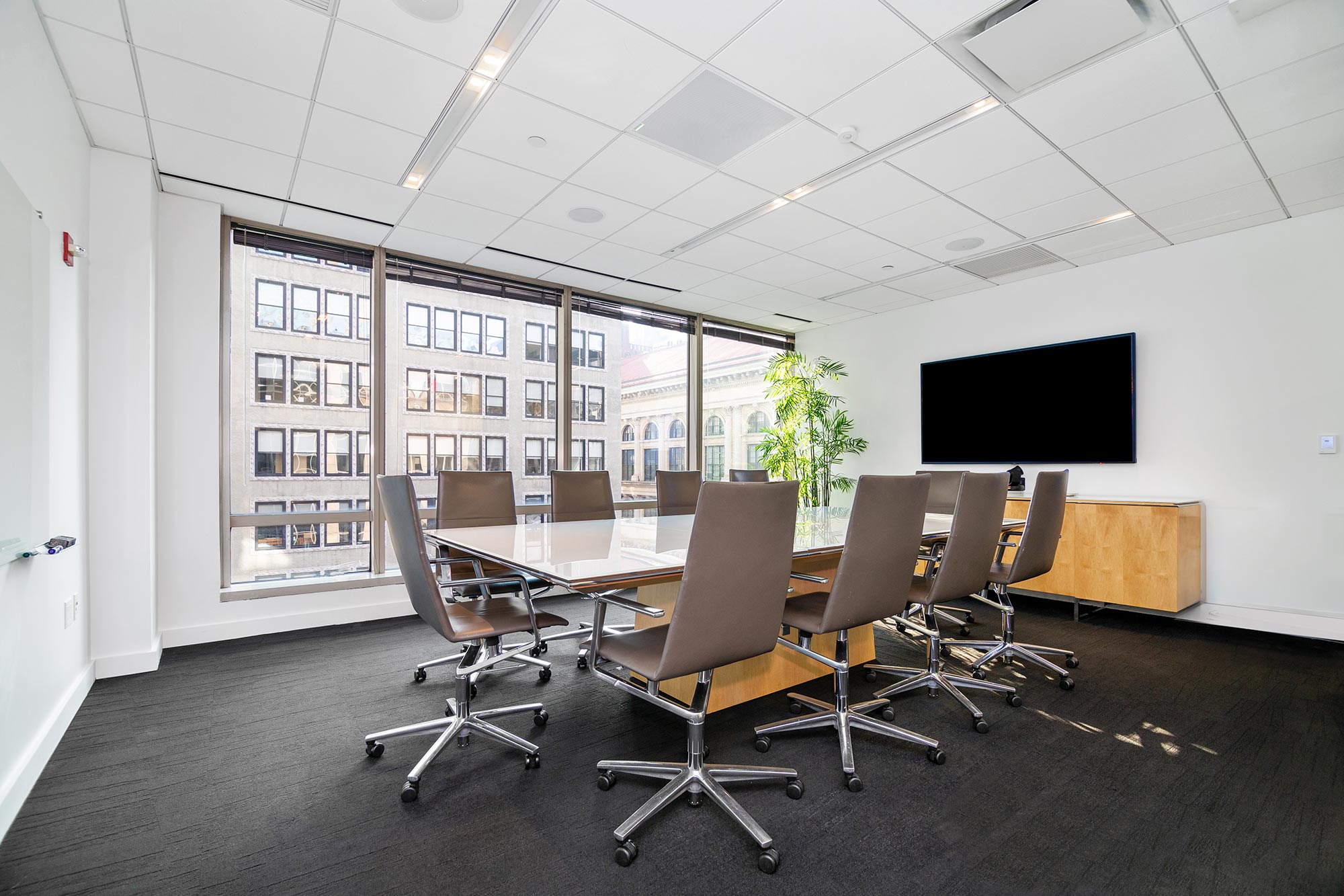 420_Fifth_Avenue_Floors_6_and_7_01.jpg
