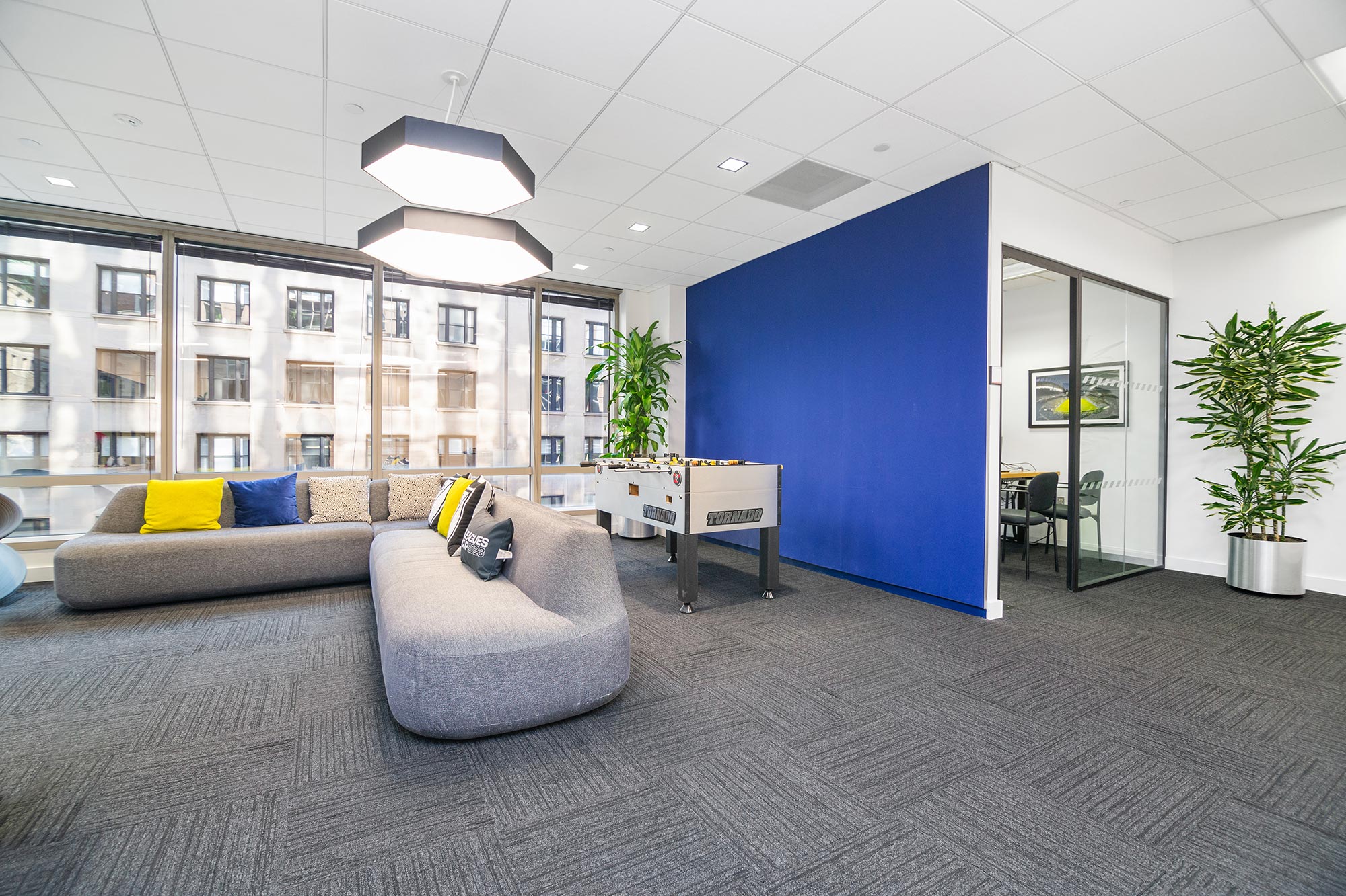 420_Fifth_Avenue_Floors_6_and_7_08.jpg