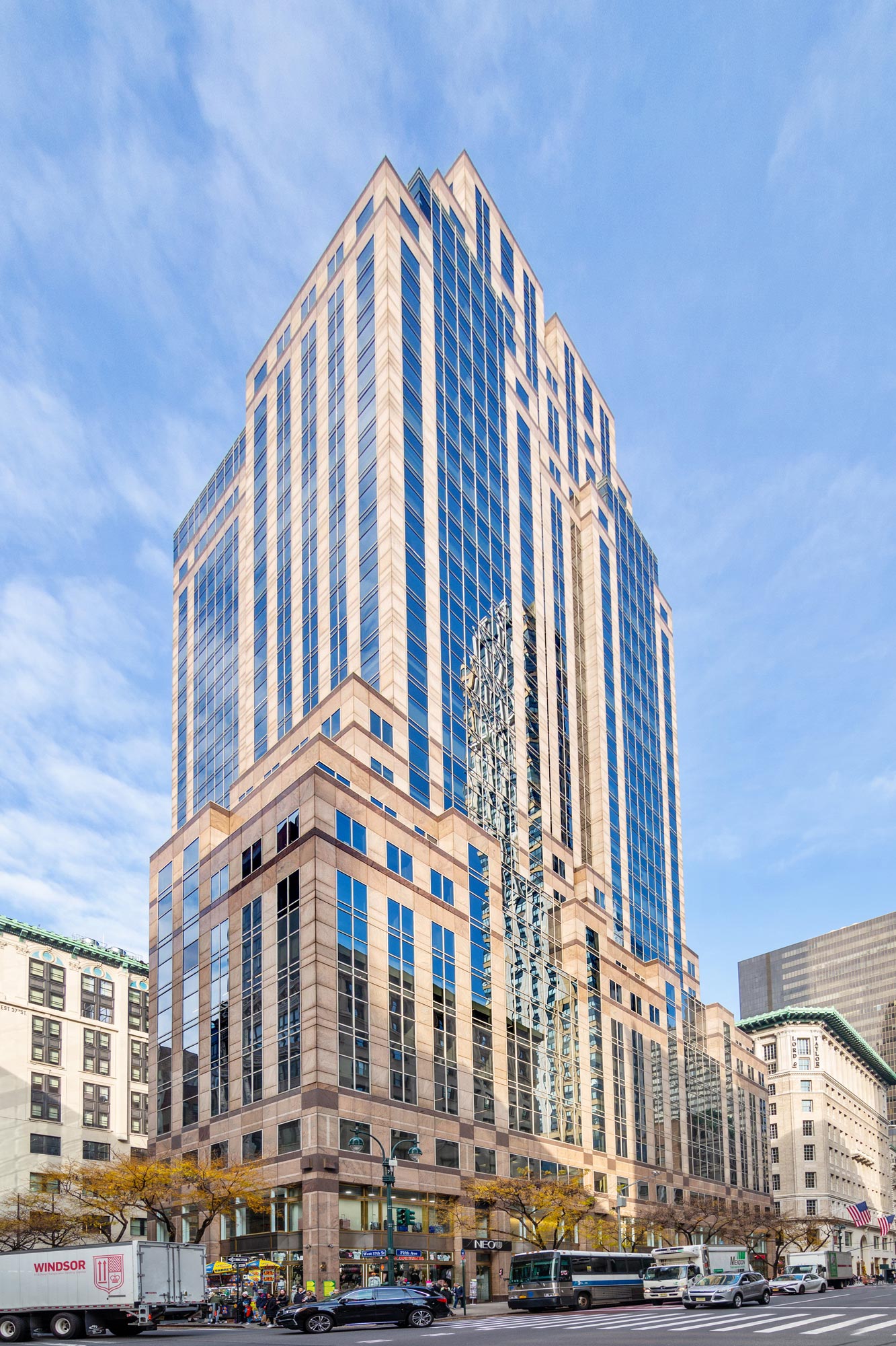 420_Fifth_Avenue_Floors_6_and_7_45.jpg