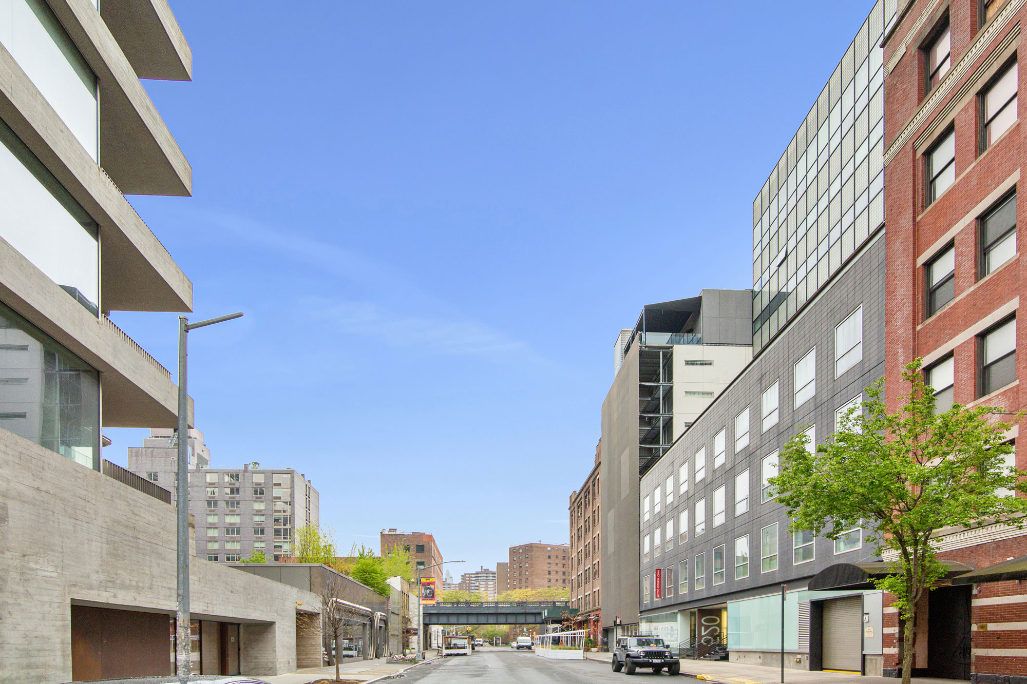 520_West_27th_Street_BuildingBlock-ShowingHighline_13_ModifiedEDIT.jpg