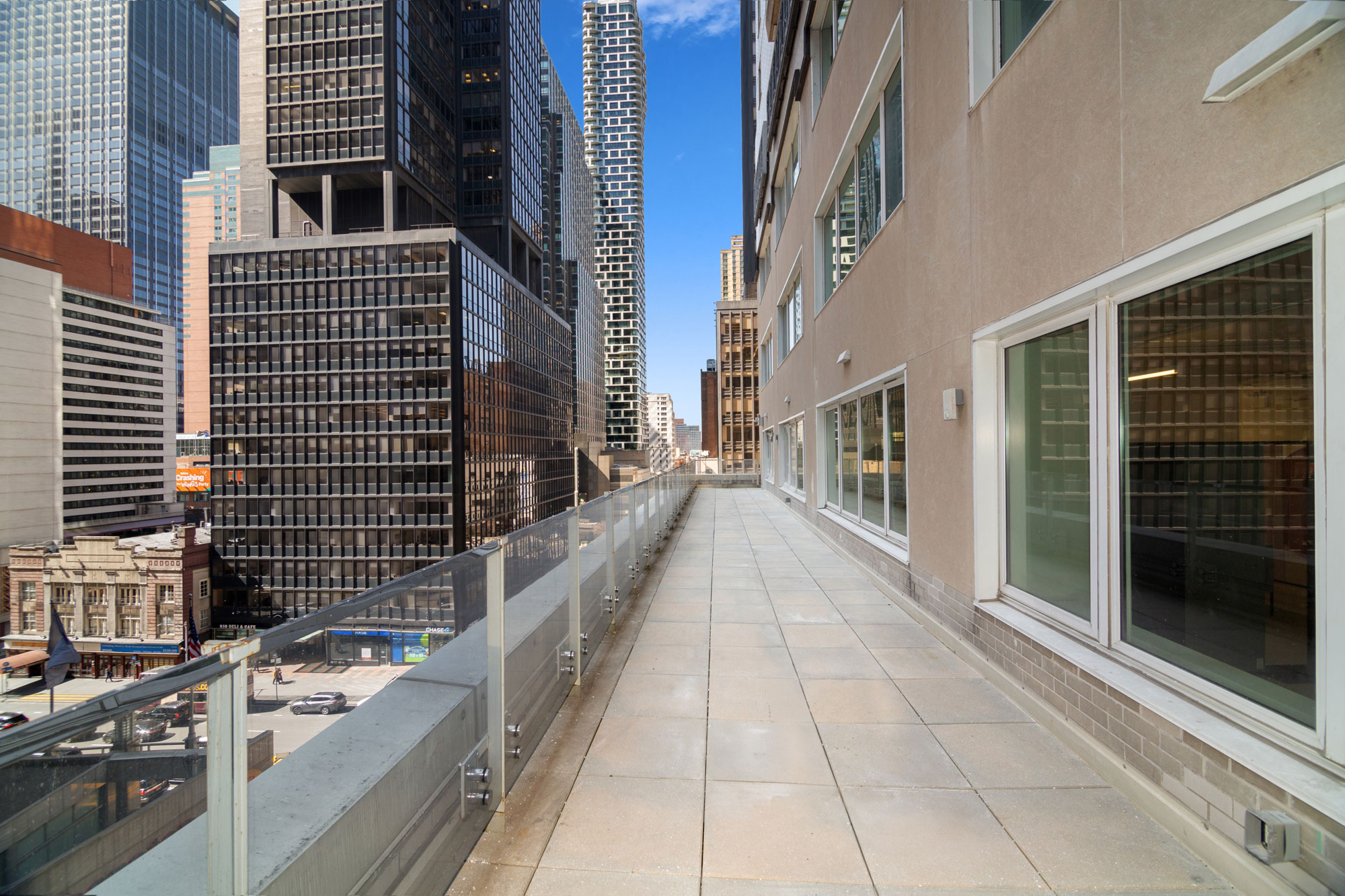 825_Seventh_Avenue_Floor7_21.jpg