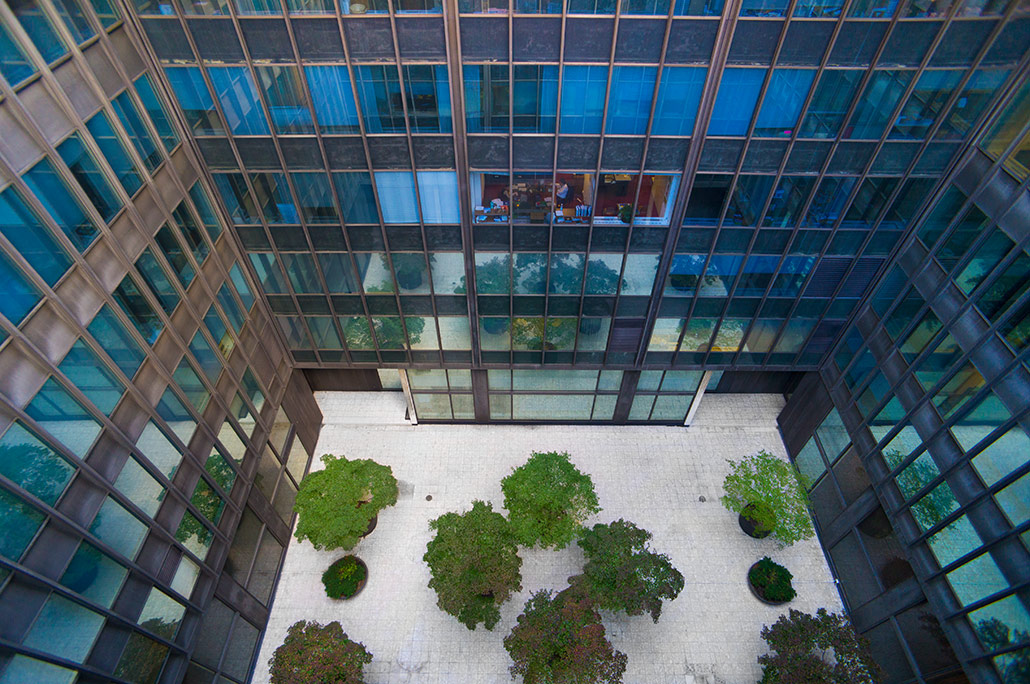 866courtyard.jpg